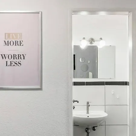 Apartamento Equipped Netflix Wlan Landschaftspark Duisburgo